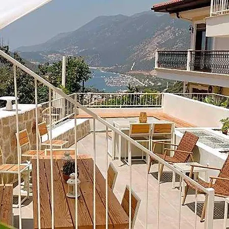 Katana Aparthotel 3*