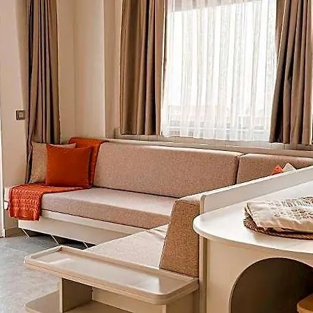 Katana Aparthotel 3*